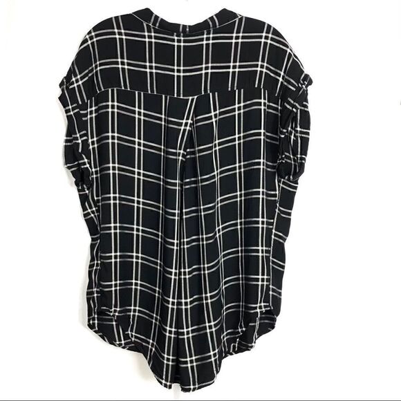 Jachs Girlfriend Plaid Button Up Cutoff Sleeve Top - Picture 3 of 7